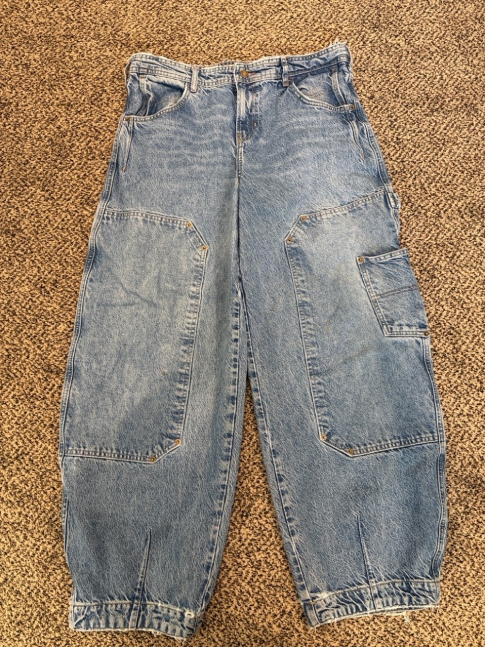 We The Free low rise Baggy Barrel Light Blue Wide Leg Carpenter Jeans